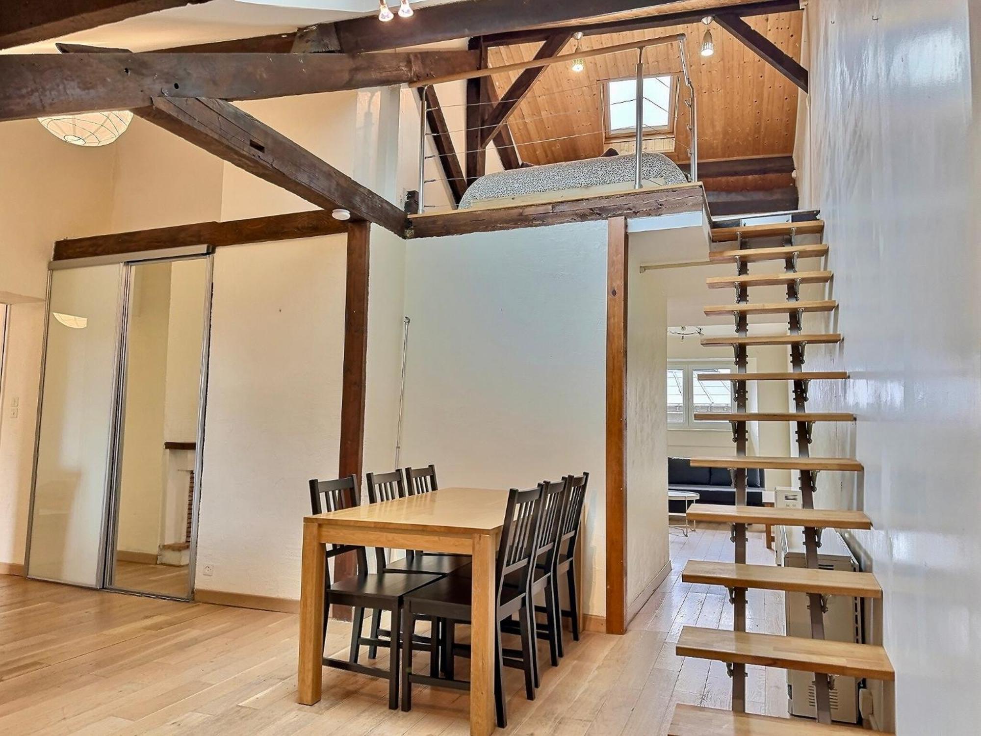 Apartment Wonderhost, Spacieux Et Atypique En Coeur De Pau