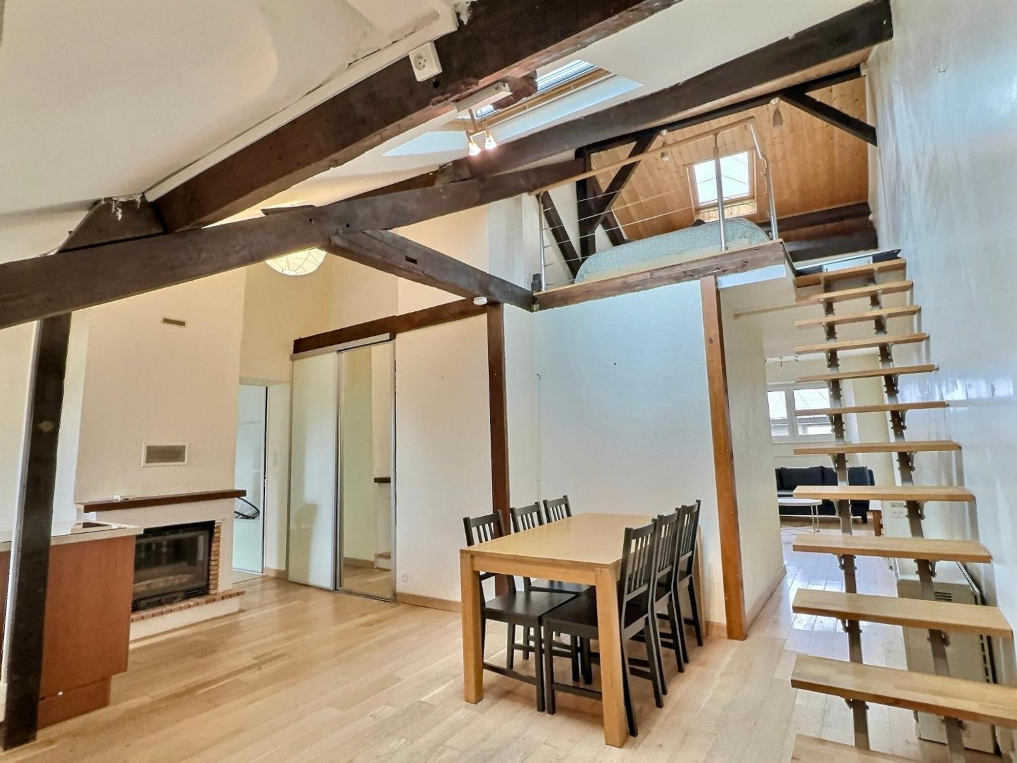 Apartment Wonderhost, Spacieux Et Atypique En Coeur De